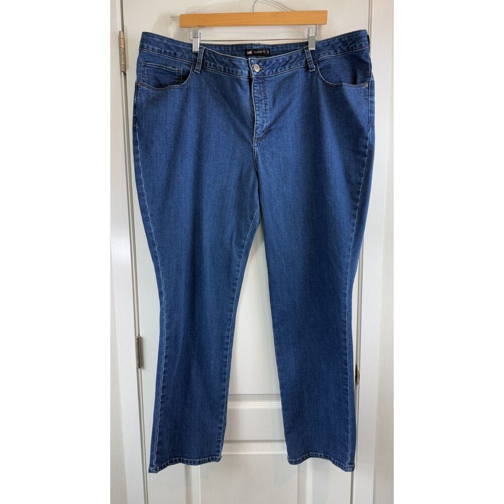 Lee Women's Classic Fit Jeans Cotton Polyester Spandex Size 24W Medium